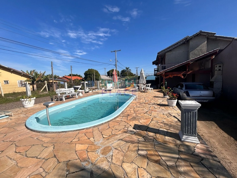 Casa de Esquina com Piscina e Amplo Espaço!: 9ª foto da galeria de imagens do imóvel