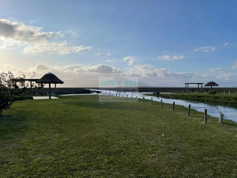 Casa mista com piscina no Cond. Portal Açoriano Palmital Osório: 8ª foto da galeria de imagens do imóvel