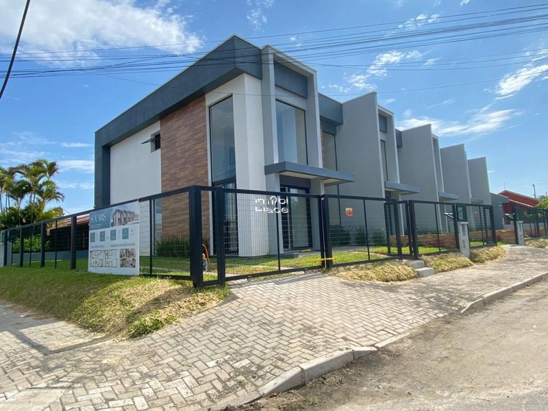 Belíssimo Sobrado de Alto Padrão Construtivo 3 Dormitórios em Imbé: 1ª foto da galeria de imagens do imóvel