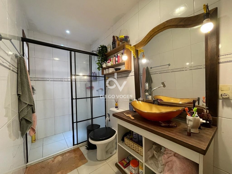 Ótima casa em bairro de moradores: 7ª foto da galeria de imagens do imóvel