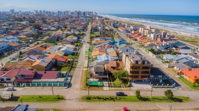 Ampla Casa na Zona Nova em Tramandaí: 3ª foto da galeria de imagens do imóvel