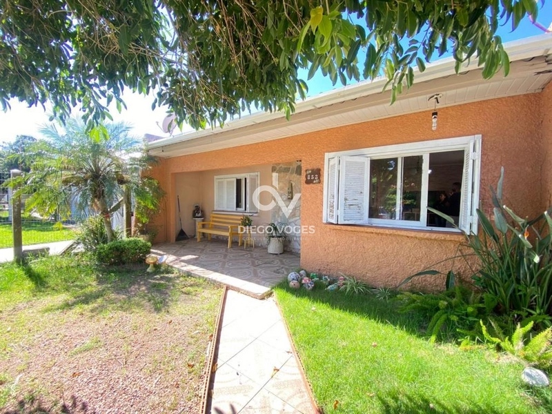 Casa Próximo aos comércios e Centro de Tramandaí.: 2ª foto da galeria de imagens do imóvel