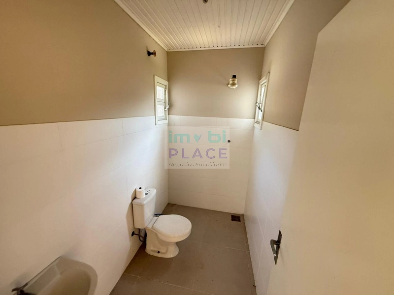 Casa Ampla com 4 Quartos: 10ª foto da galeria de imagens do imóvel