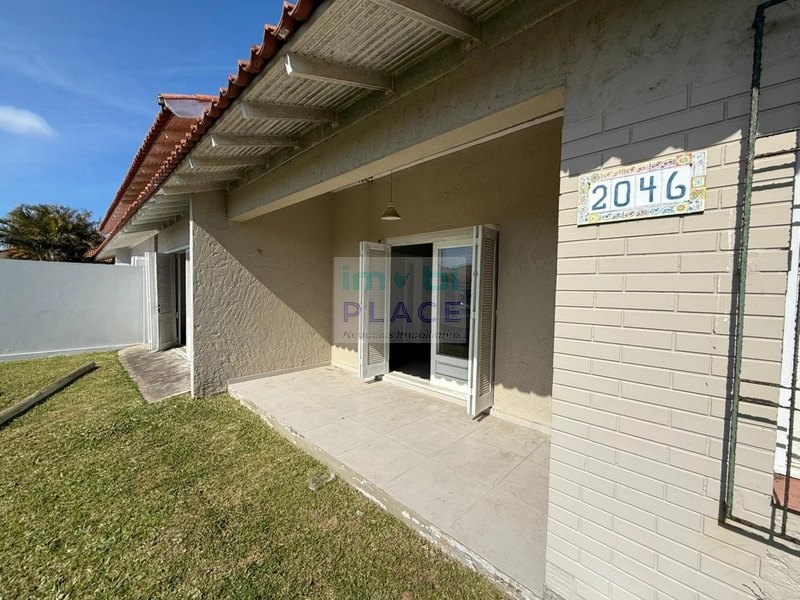 Casa Ampla com 4 Quartos: 13ª foto da galeria de imagens do imóvel