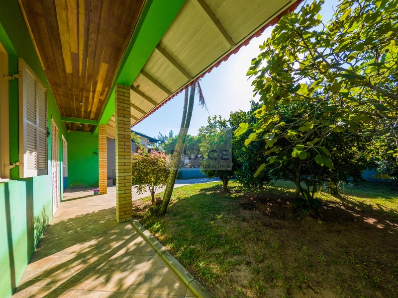 Casa em Tramandaí Sul: 2ª foto da galeria de imagens do imóvel