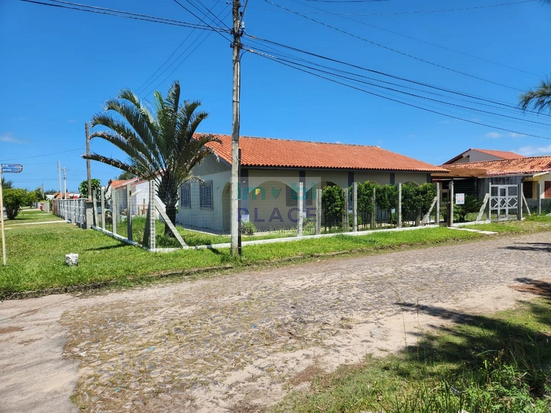 Casa de Alvenaria em Nova Tramandaí!: 1ª foto da galeria de imagens do imóvel