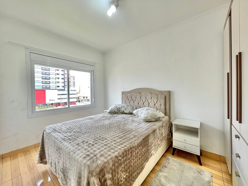 Apartamento à venda no centro de Tramandaí, mobiliado e pronto para morar.: 2ª foto da galeria de imagens do imóvel