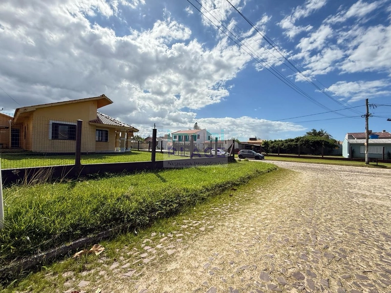 Casa térrea com amplo pátio em Nordeste, Imbé.: 27ª foto da galeria de imagens do imóvel