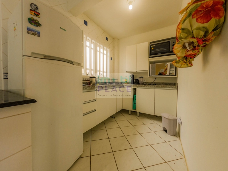 Casa à Venda: 2ª foto da galeria de imagens do imóvel
