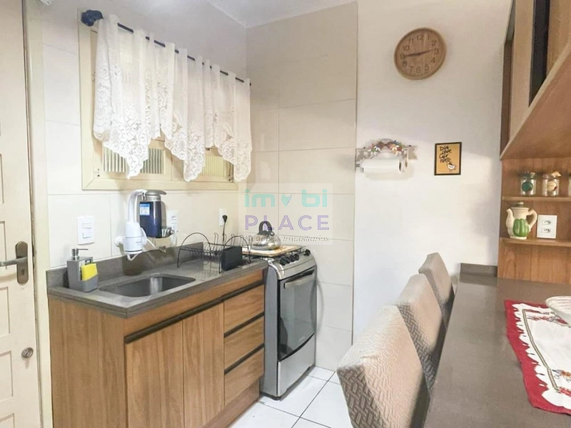 Encantador Duplex de esquina em Capão Novo: 4ª foto da galeria de imagens do imóvel