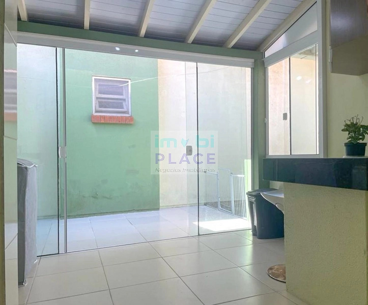 Encantador Duplex de esquina em Capão Novo: 7ª foto da galeria de imagens do imóvel