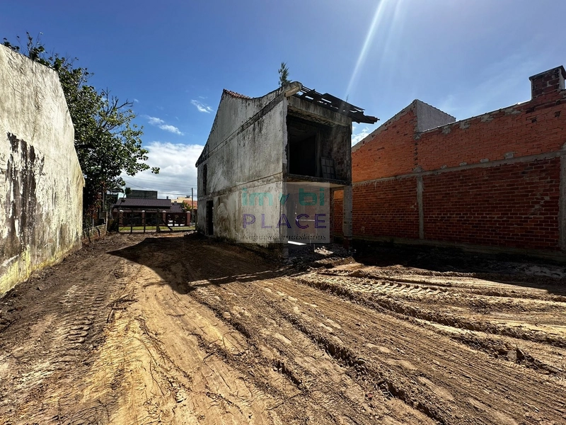 Casa Duplex em Imbé: 4ª foto da galeria de imagens do imóvel