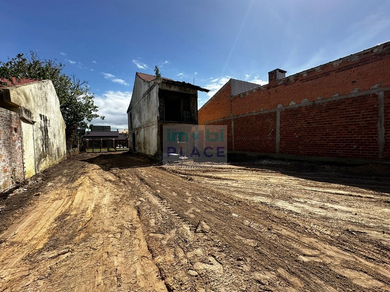 Casa Duplex em Imbé: 1ª foto da galeria de imagens do imóvel