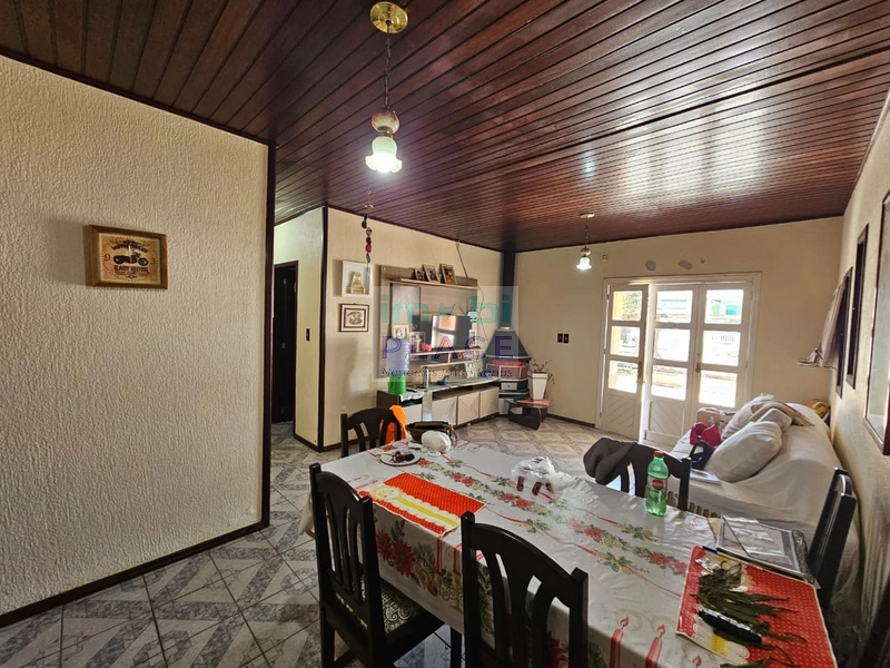 Casa com Anexo e Amplo Espaço para sua Família: 12ª foto da galeria de imagens do imóvel