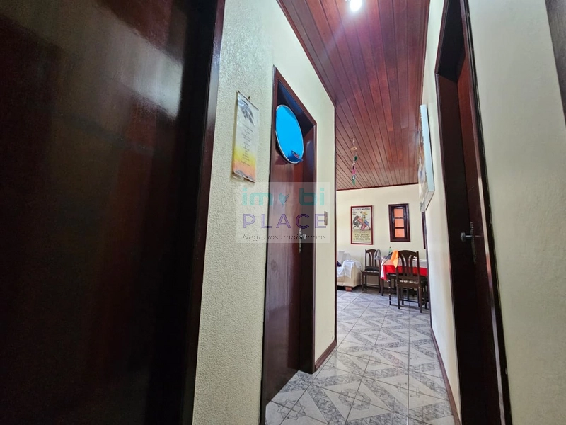 Casa com Anexo e Amplo Espaço para sua Família: 4ª foto da galeria de imagens do imóvel