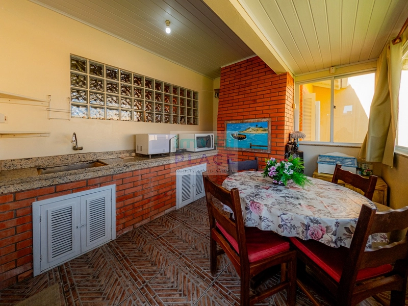 Casa à venda com amplo espaço e lazer completo: 11ª foto da galeria de imagens do imóvel
