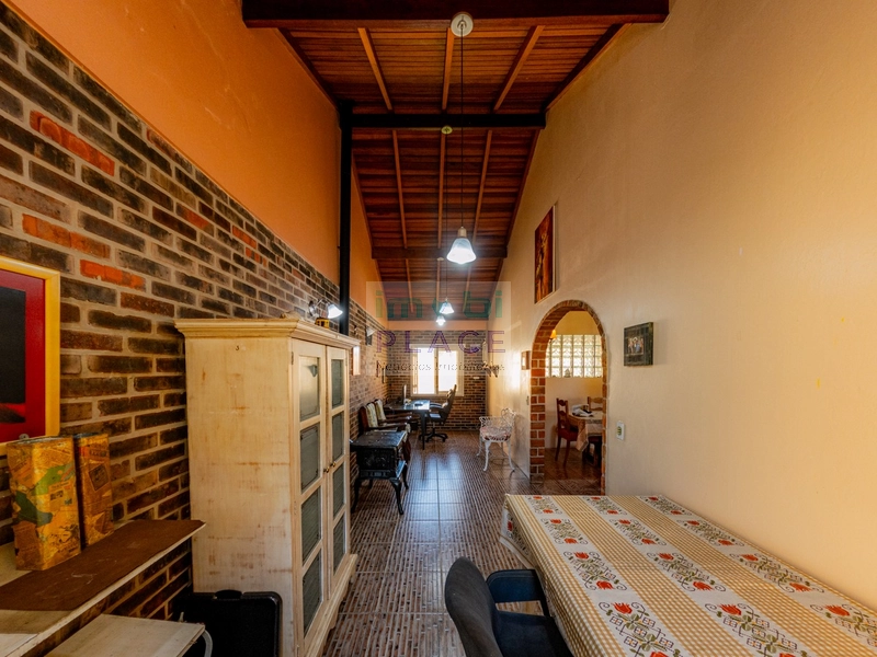 Casa à venda com amplo espaço e lazer completo: 9ª foto da galeria de imagens do imóvel