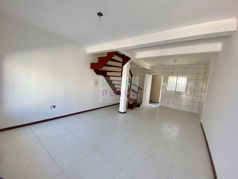 Duplex com 2 suítes e pátio nos fundos – conforto e funcionalidade: 3ª foto da galeria de imagens do imóvel