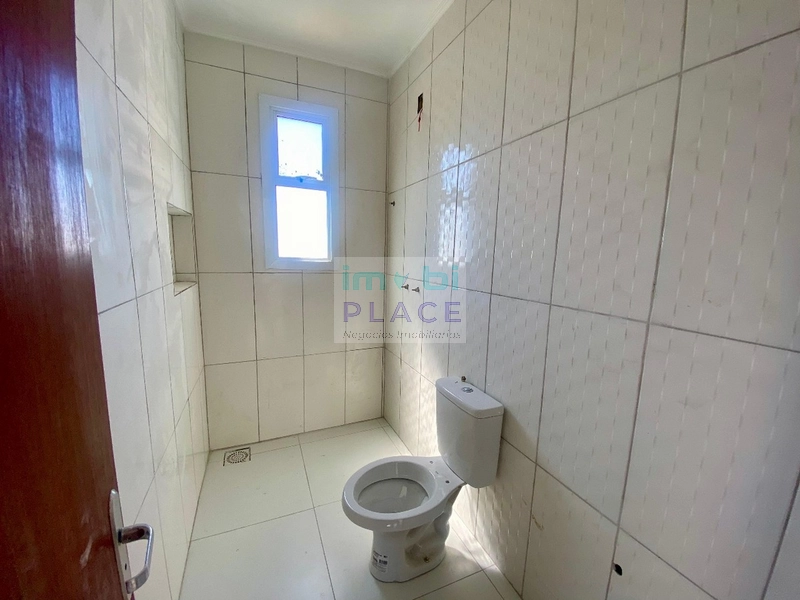 Duplex com 2 suítes e pátio nos fundos – conforto e funcionalidade: 4ª foto da galeria de imagens do imóvel