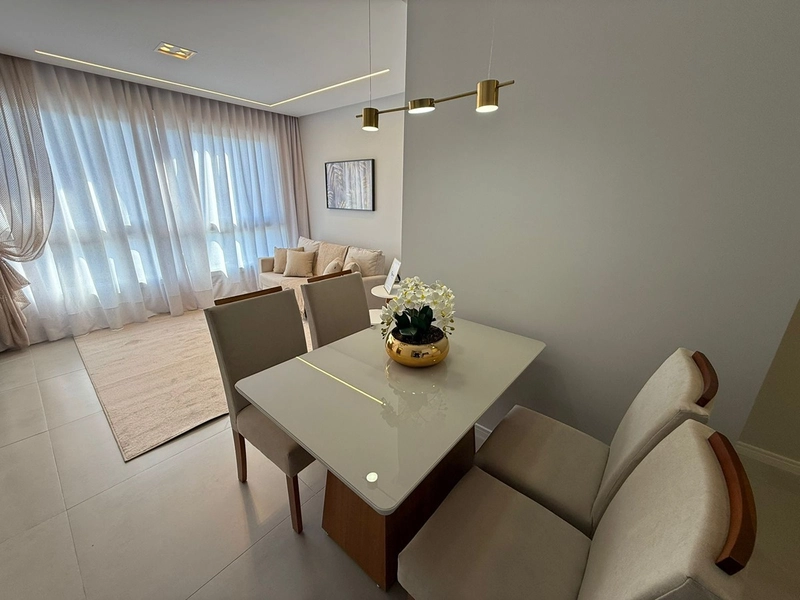Apartamento mobiliado e decorado à venda no coração de Tramandaí.: 4ª foto da galeria de imagens do imóvel