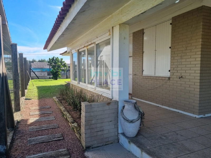 IMPERDÍVEL – CASA FRENTE MAR: 6ª foto da galeria de imagens do imóvel