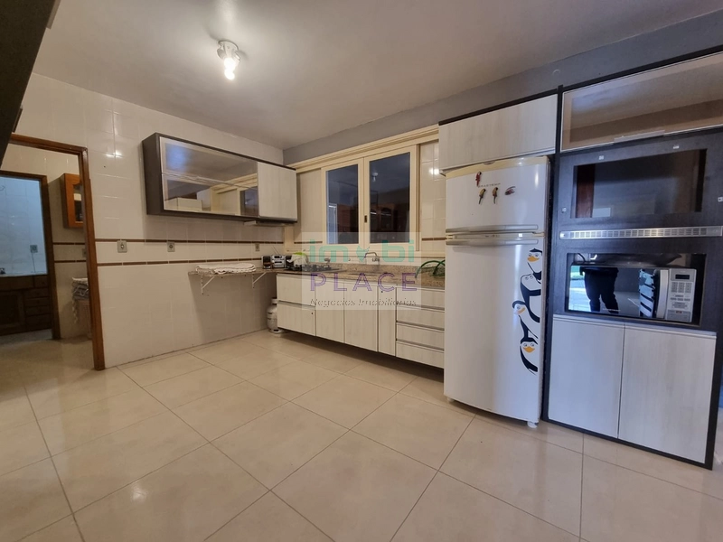 IMPERDÍVEL – CASA FRENTE MAR: 11ª foto da galeria de imagens do imóvel