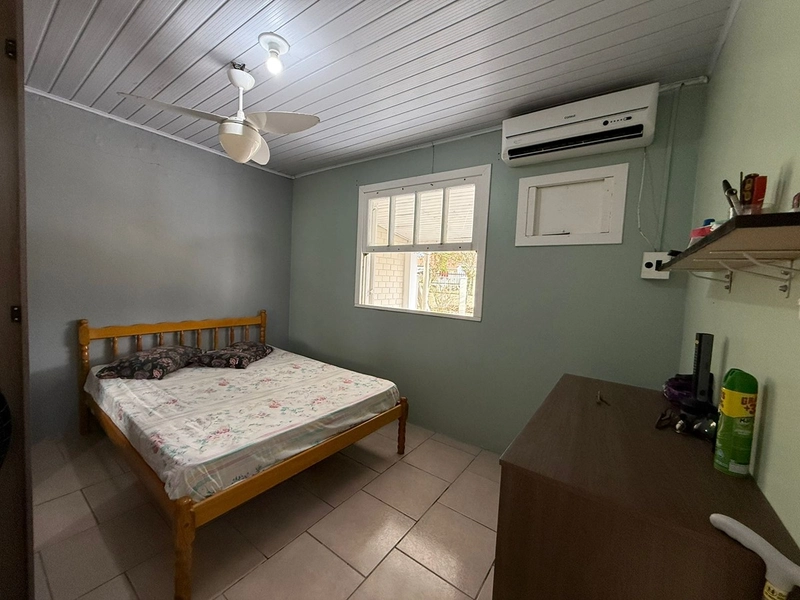 Residência bem localizada, a 100 metros do Super Mercado Zanella: 38ª foto da galeria de imagens do imóvel