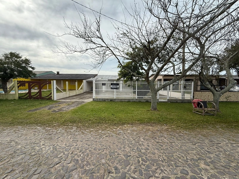 Residência bem localizada, a 100 metros do Super Mercado Zanella: 6ª foto da galeria de imagens do imóvel