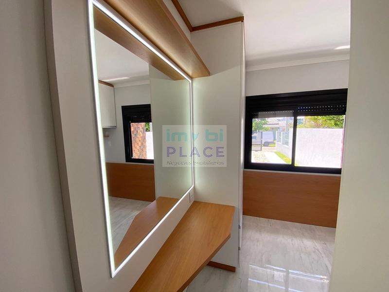 Linda e Super Moderna Casa à Venda!: 12ª foto da galeria de imagens do imóvel