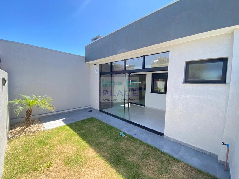 Linda e Super Moderna Casa à Venda!: 30ª foto da galeria de imagens do imóvel