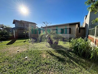 Casa à Venda – Apenas 75 metros do mar: 3ª foto da galeria de imagens do imóvel