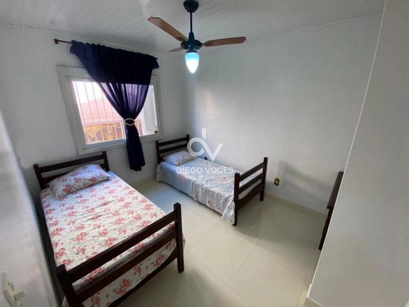 Casa à venda na praia de Tramandaí, próximo ao Fórum e Brigada Militar: 32ª foto da galeria de imagens do imóvel