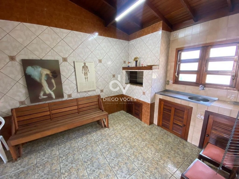 Casa à venda na praia de Tramandaí, próximo ao Fórum e Brigada Militar: 17ª foto da galeria de imagens do imóvel