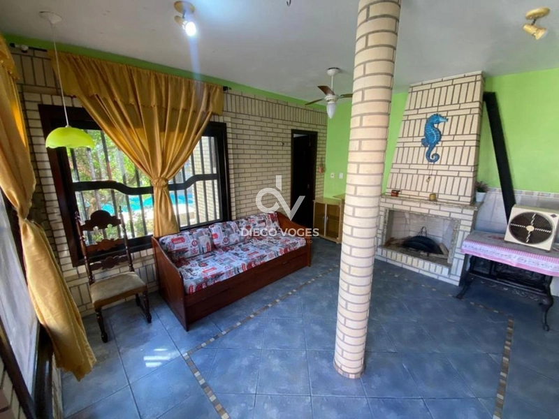 Casa à venda na praia de Tramandaí, próximo ao Fórum e Brigada Militar: 13ª foto da galeria de imagens do imóvel