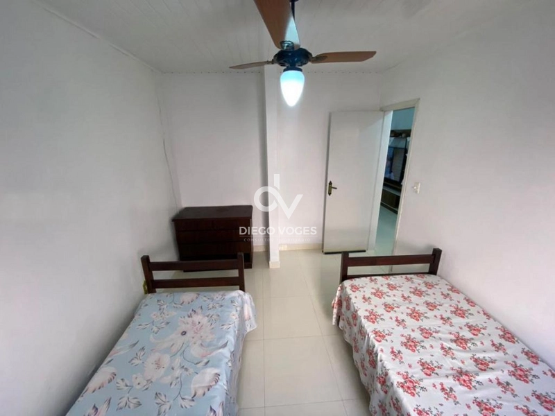 Casa à venda na praia de Tramandaí, próximo ao Fórum e Brigada Militar: 8ª foto da galeria de imagens do imóvel