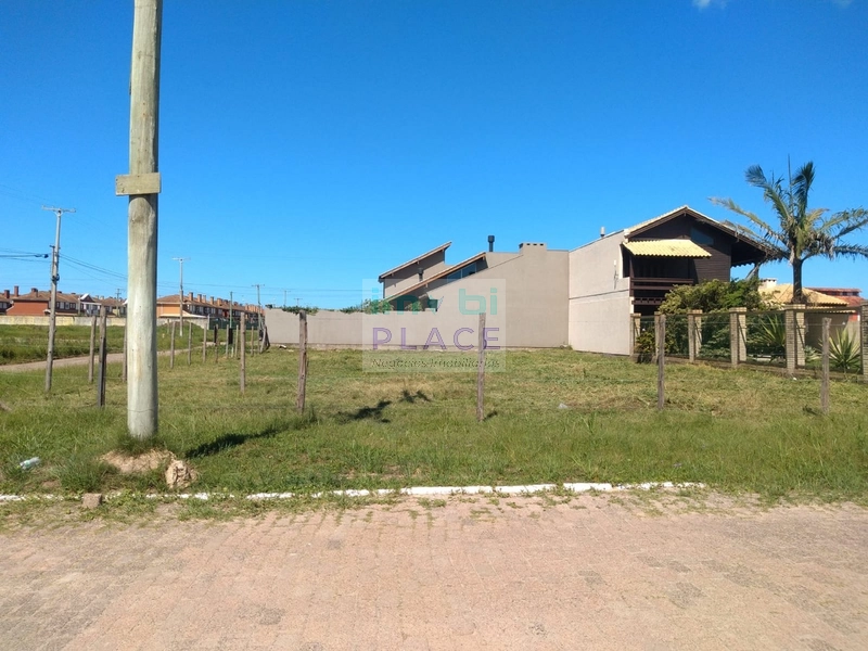 Terreno à Venda – Ótima Localização e Potencial: 1ª foto da galeria de imagens do imóvel