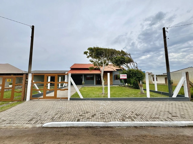 Casa de alvenaria à venda em Nova Tramandaí! : 2ª foto da galeria de imagens do imóvel