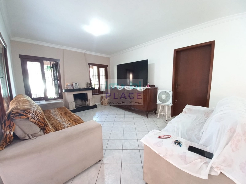 Bela Casa em Região Privilegiada - Conforto, Elegância e Espaço!: 12ª foto da galeria de imagens do imóvel