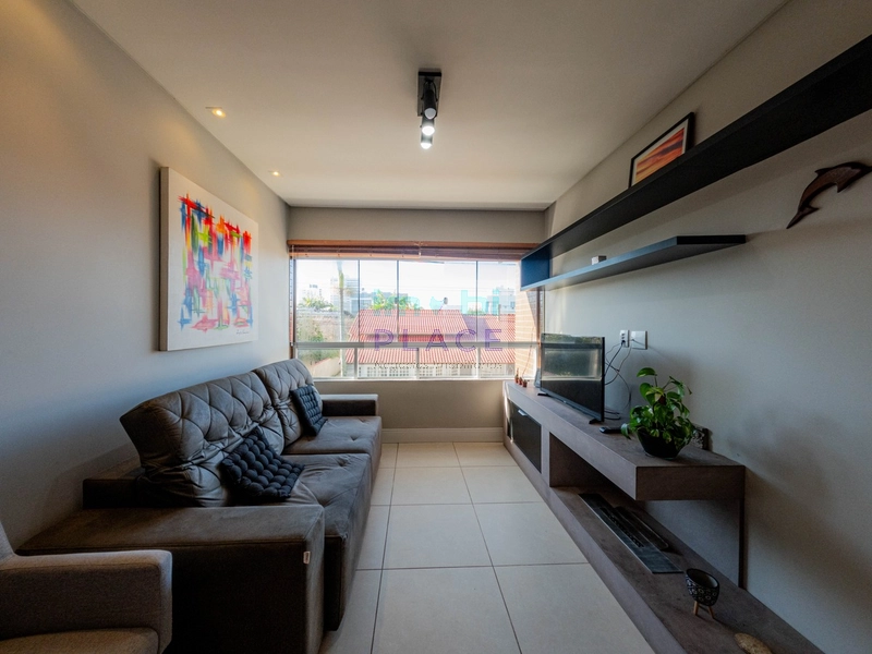 Apartamento mobiliado de frente no centro de Tramandaí – posição solar: 14ª foto da galeria de imagens do imóvel