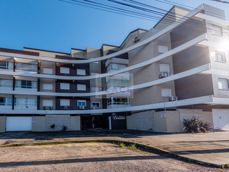 Apartamento mobiliado de frente no centro de Tramandaí – posição solar: 23ª foto da galeria de imagens do imóvel