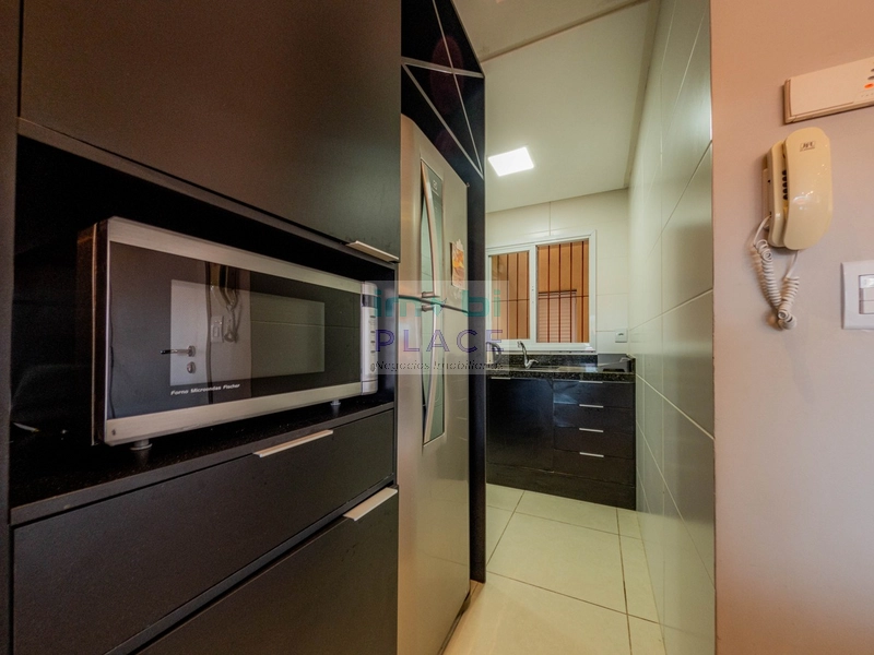 Apartamento mobiliado de frente no centro de Tramandaí – posição solar: 8ª foto da galeria de imagens do imóvel