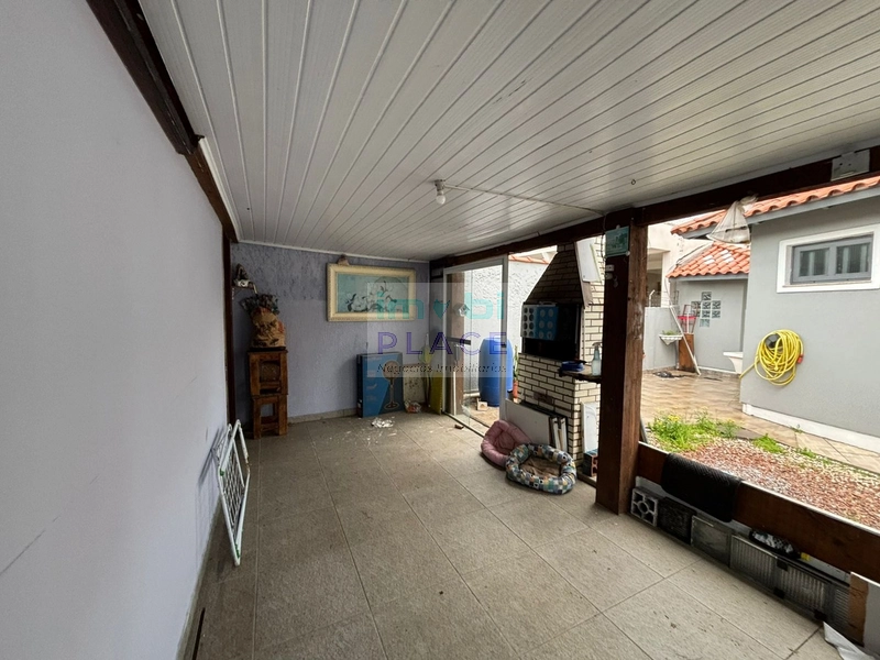Casa com ótima localização, a apenas 700 metros do mar: 44ª foto da galeria de imagens do imóvel