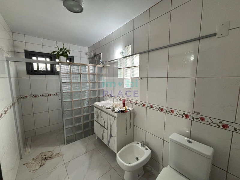 Casa com ótima localização, a apenas 700 metros do mar: 10ª foto da galeria de imagens do imóvel