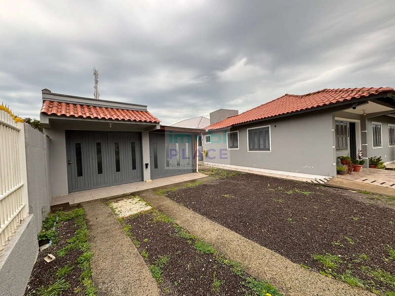 Casa com ótima localização, a apenas 700 metros do mar: 4ª foto da galeria de imagens do imóvel