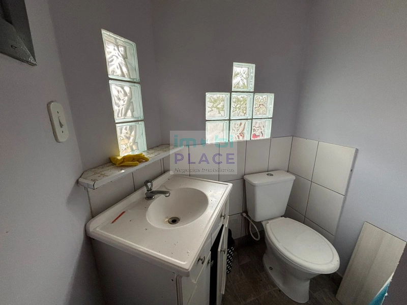 Casa com ótima localização, a apenas 700 metros do mar: 46ª foto da galeria de imagens do imóvel