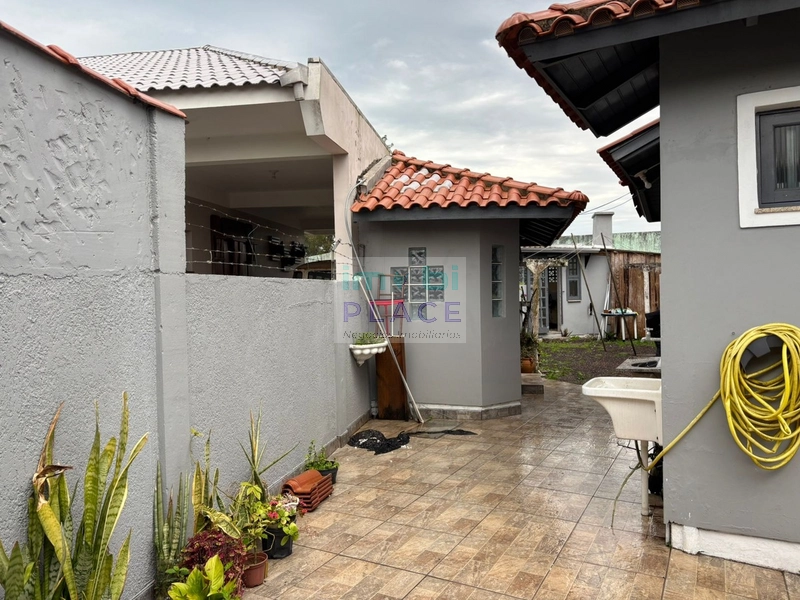 Casa com ótima localização, a apenas 700 metros do mar: 43ª foto da galeria de imagens do imóvel