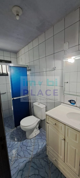 Casa com ótima localização, a apenas 700 metros do mar: 38ª foto da galeria de imagens do imóvel
