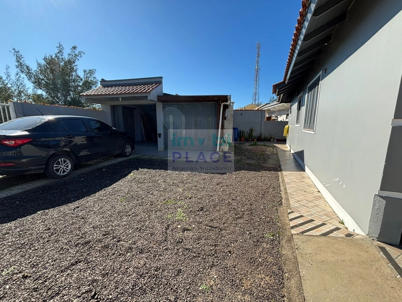 Casa com ótima localização, a apenas 700 metros do mar: 13ª foto da galeria de imagens do imóvel