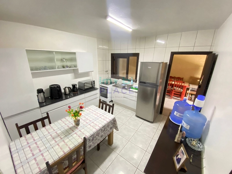 Excelente Residência no Centro de Imbé com Terreno Amplo: 8ª foto da galeria de imagens do imóvel