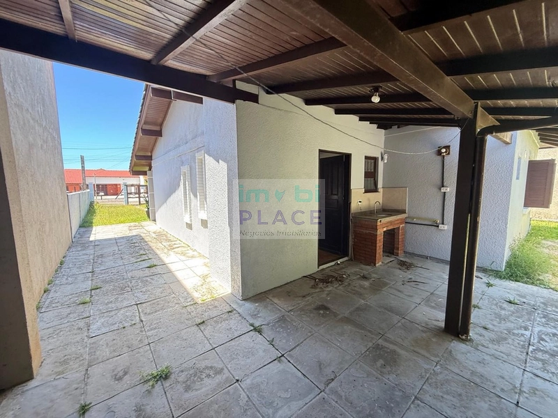 Casa à venda em Imbé – 3 dormitórios, suíte e pátio amplo: 22ª foto da galeria de imagens do imóvel